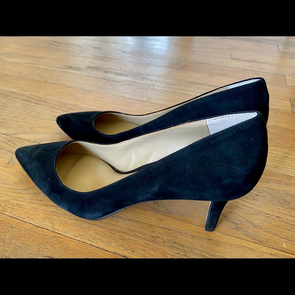 Ann Taylor Black Suede Pointed Heels